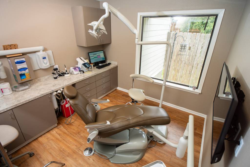 Our dental treatment room in Elgin, TX.